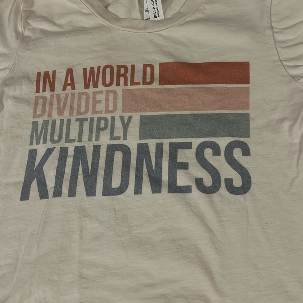 Bella Canvas inspirational tee Top Size Small (6-8)